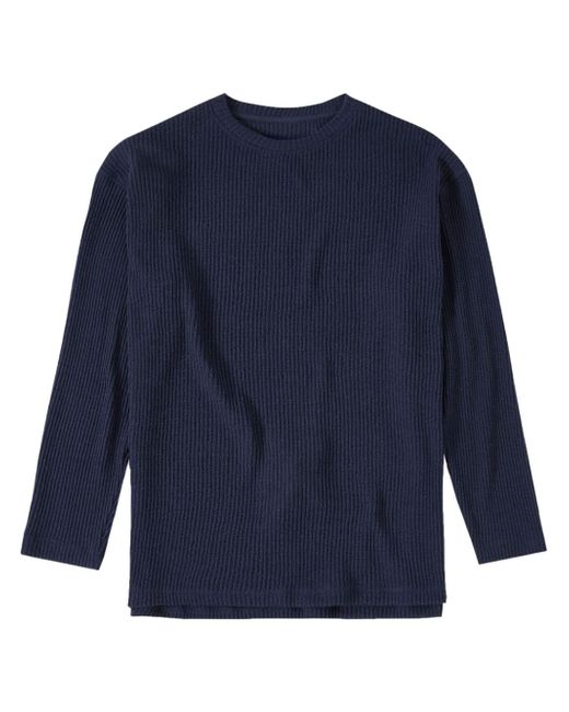 Closed crew-neck ribbed-knit jumper