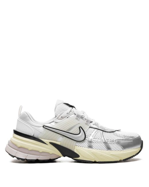 Nike V2K Run Pure Platinum/Metallic Silver sneakers