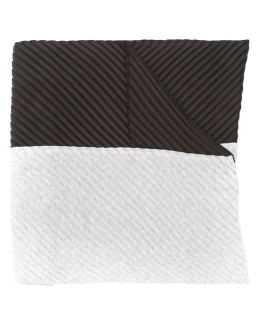 Homme Pliss Issey Miyake two tone pleated scarf