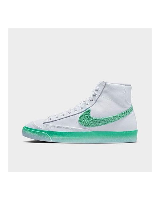 Nike Blazer Mid 77 Casual Shoes in White/White
