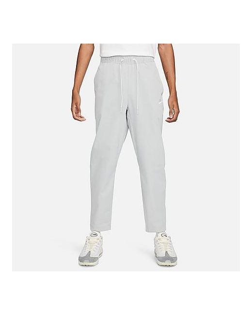Nike Club Woven Tapered Pants XS 100 Polyester/Twill