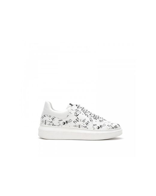 Gaelle Paris Chaussures Allover Print Sneakers