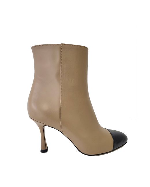Roberto Festa Chaussures Camel Calfskin Ankle Boot with Black Toe Cap