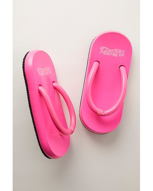 Frogg Toggs Pool Float Flip Flops by