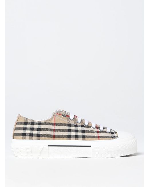 Burberry Trainers colour