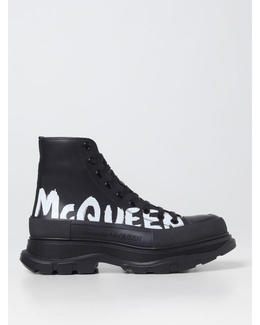 Alexander McQueen Boots colour