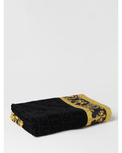 Versace Home Bath And Beach Towels Lifestyle colour