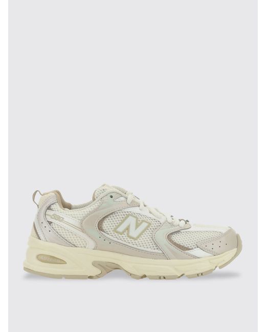 New Balance Sneakers colour