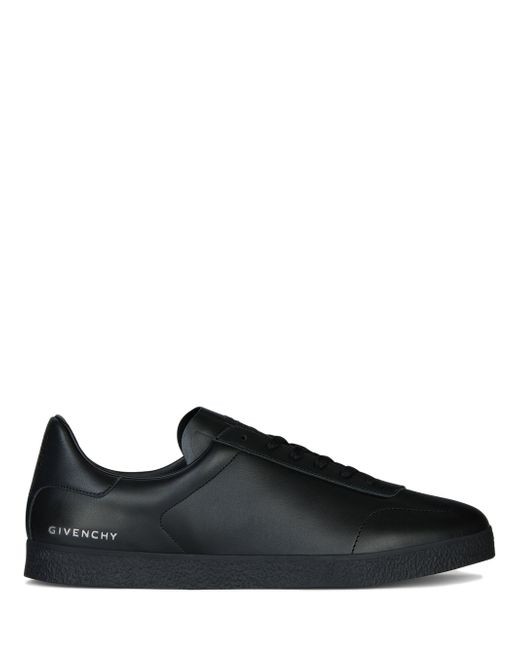 Givenchy Sneakers town