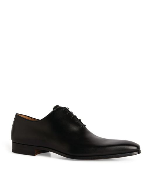 Magnanni Leather Wholecut Oxford Shoes