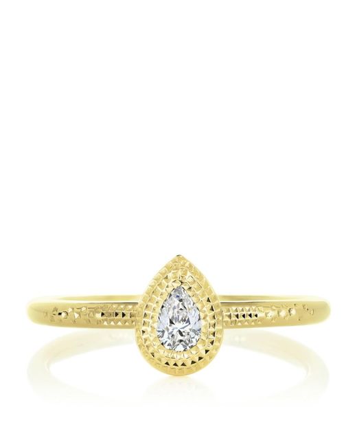 De Beers Jewellers Gold and Pear-Cut Diamond Talisman Ring