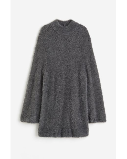 H & M Flauschiger Pullover Oversize-Passform
