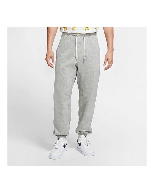 Nike Standard Issue Jogger Pants