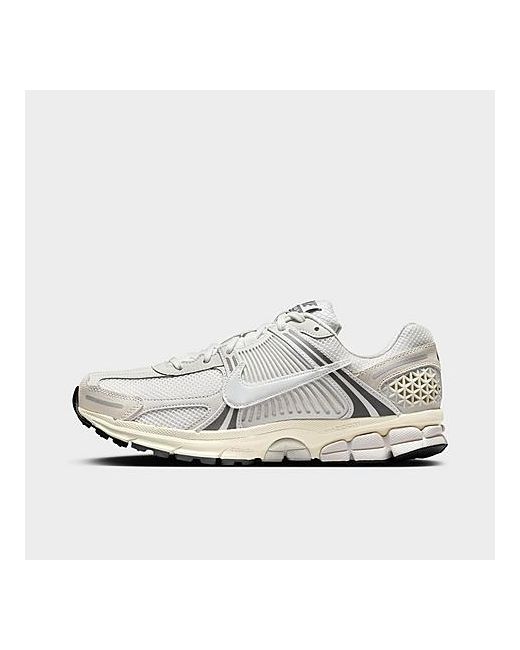 Nike Zoom Vomero 5 Casual Shoes