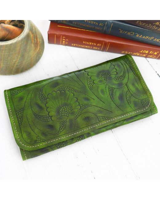 Maberick Leathers Emerlad Trifold Tooled Wallet