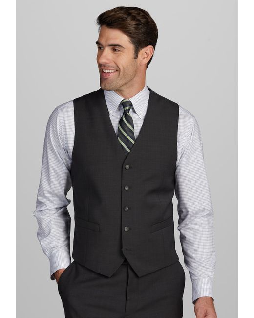 JoS. A. Bank Traveler Collection Tailored Fit Suit Separates Vest Dark Large