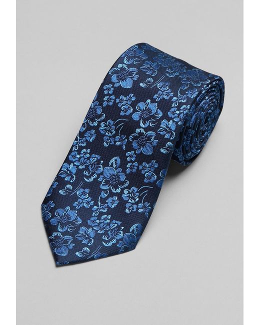 JoS. A. Bank Traveler Collection Floating Fiori Floral Tie One