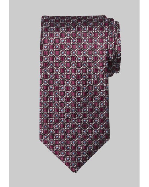 JoS. A. Bank Reserve Collection Small Medallion Tie One