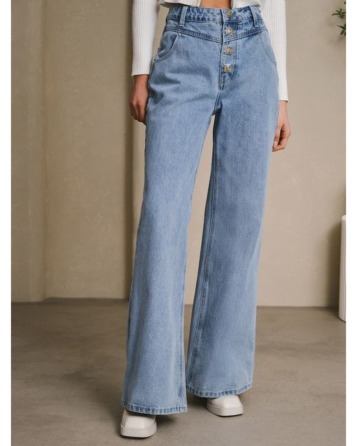 Lichi High-waisted jeans with metal fastening