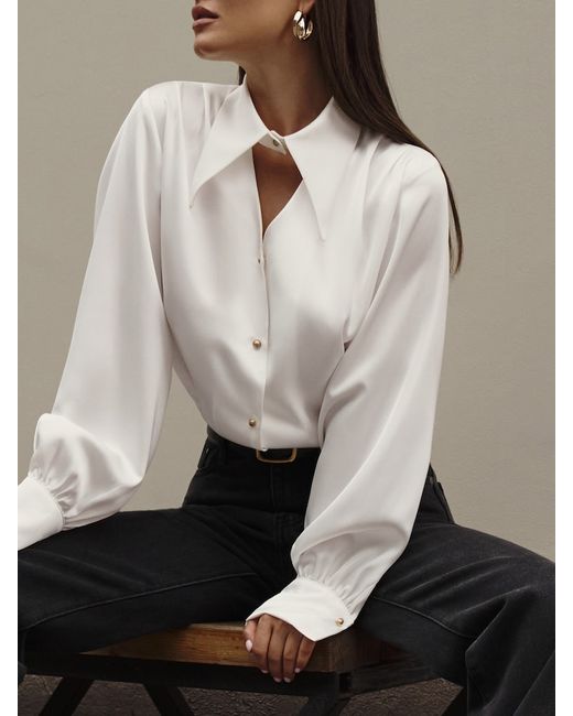 Lichi Cutout-neckline flowing blouse