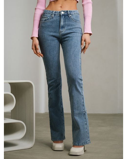 Lichi Flared mid-rise jeans