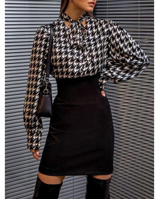 Lichi Houndstooth blouse with a bow