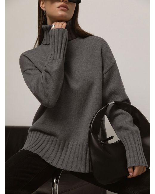Lichi Oversized fine-knit sweater with ribbed details