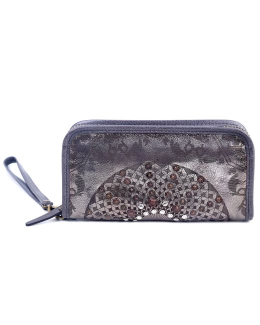 Old Trend Mola Leather Clutch