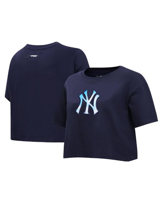 Pro Standard New York Yankees Painted Sky Boxy Cropped T-shirt