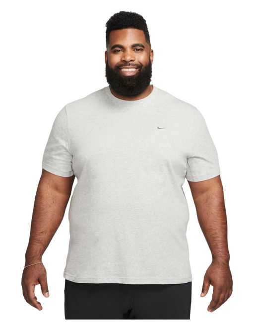 Nike Primary Relaxed Fit Dri-fit Short-Sleeve Versatile T-Shirt