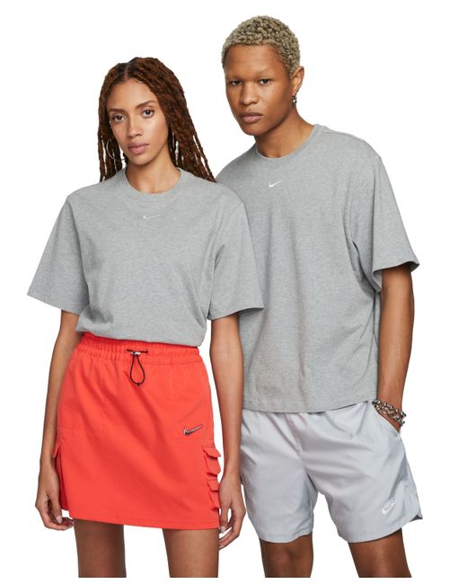 Nike Sportswear Essentials Boxy T-Shirt white