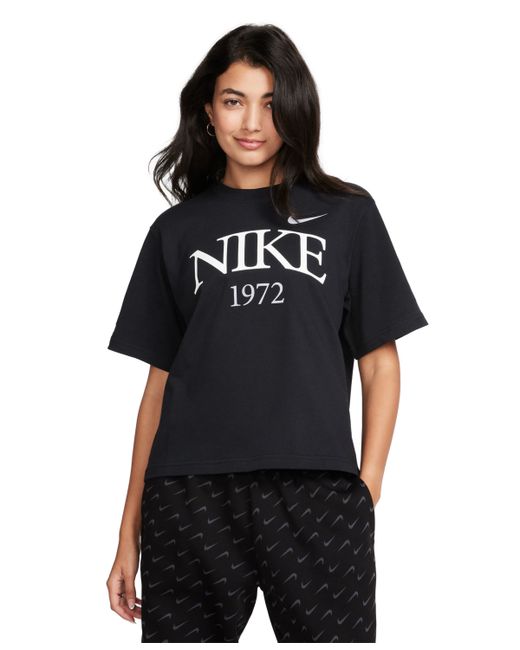 Nike Sportswear Short-Sleeve Classic Logo T-Shirt