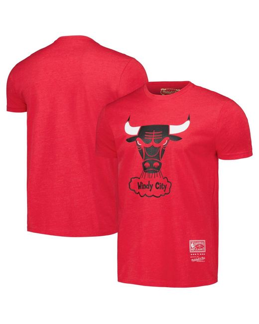 Mitchell & Ness and Chicago Bulls Hardwood Classics Mvp Throwback Logo T-shirt