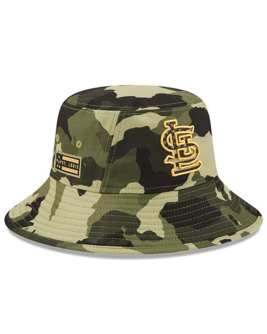 New Era St. Louis Cardinals 2022 Armed Forces Day Bucket Hat