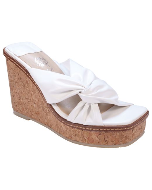 GC Shoes Strappy Wedge Sandals