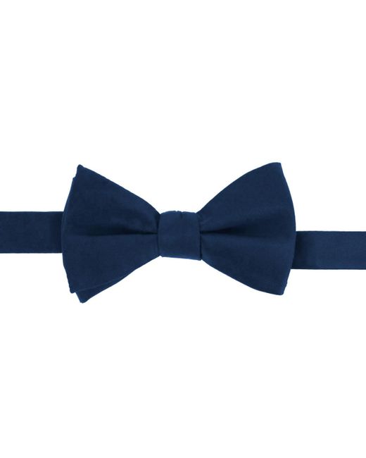 Trafalgar Sutton Solid Bow Tie
