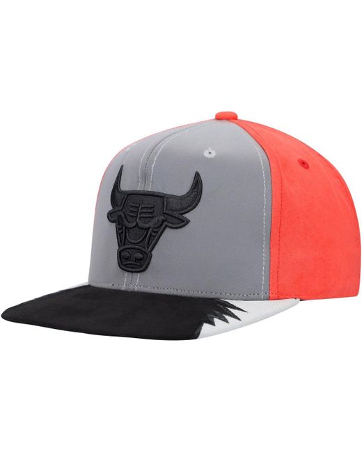 Mitchell & Ness Red Chicago Bulls Day 5 Snapback Hat