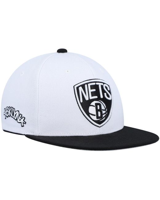 Mitchell & Ness Brooklyn Nets Core Side Snapback Hat
