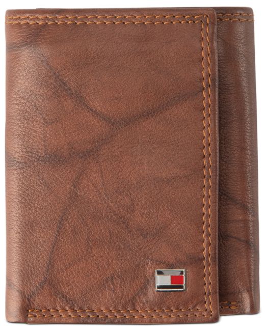 Tommy Hilfiger Leather Billfold Pocket Rfid Wallet