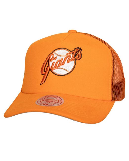 Mitchell & Ness San Francisco Giants Curveball Trucker Snapback Hat