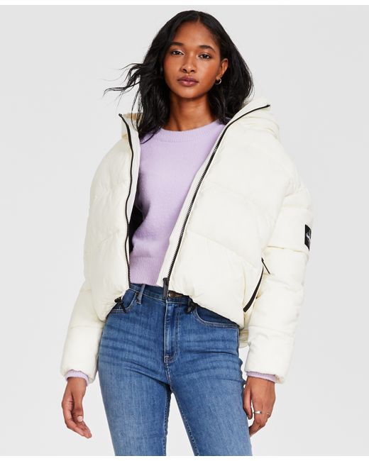 Calvin Klein Jeans Cropped Hooded Puffer Jacket