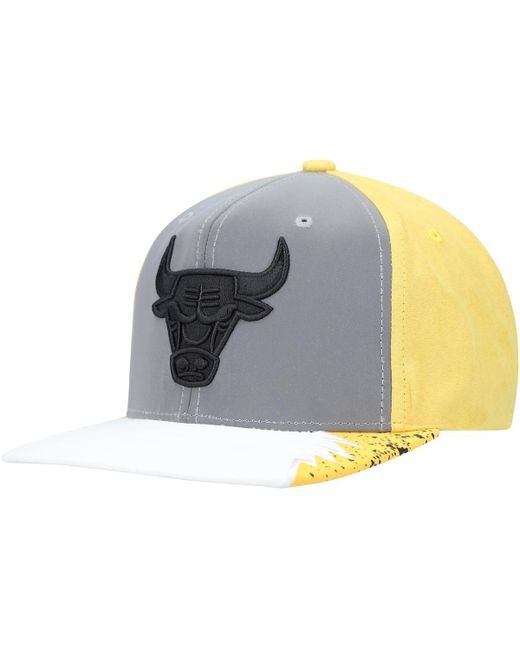 Mitchell & Ness Yellow Chicago Bulls Day 5 Snapback Hat