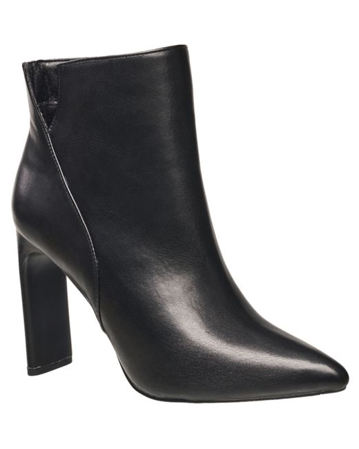 H Halston Allyson Heeled Pointed Boots