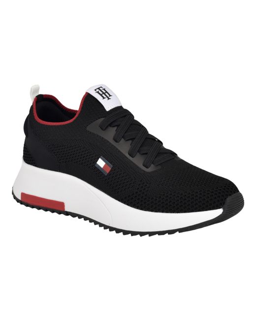 Tommy Hilfiger Zaide Classic Slip On Jogger Sneakers