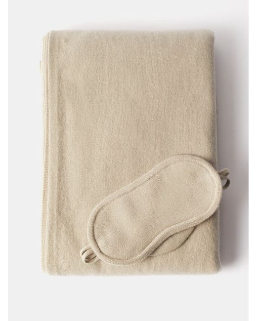 Arch4 Scarf And Eye Mask Cashmere Travel Set