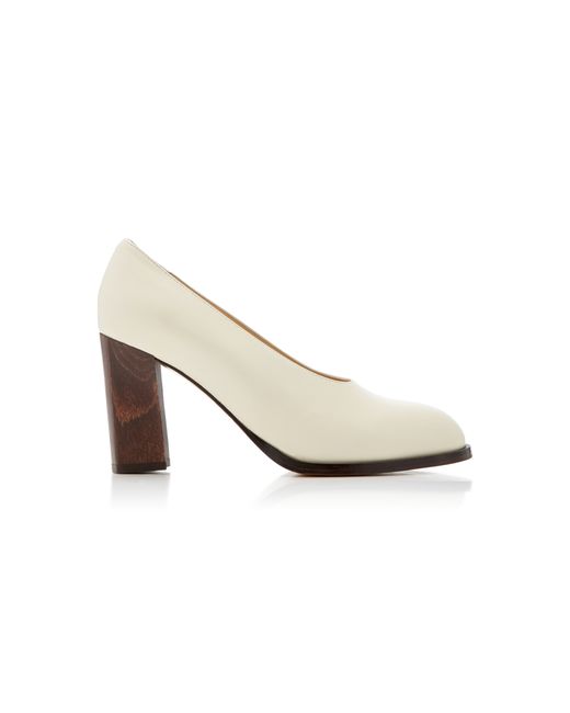 Co Ivory Leather Pump