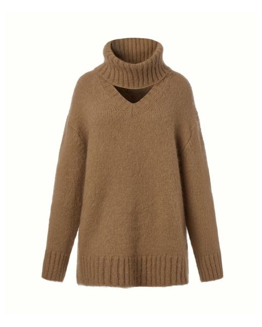 kume Oversized Soft Mohair Sweater With Neck Warmer