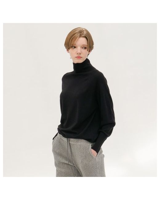 acud Silk Blended Turtle-neck Wool Knit