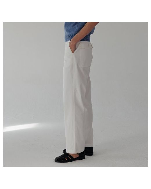 urago Back pocket cotton trousers