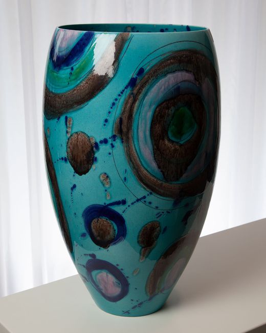 Global Views Spots Vase